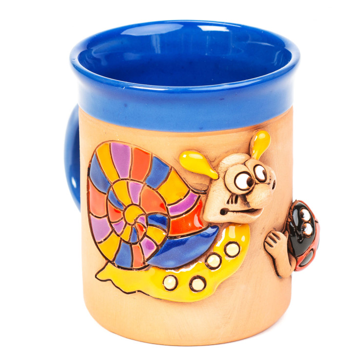 Mėlynas keraminis puodelis su sraige ir boruže