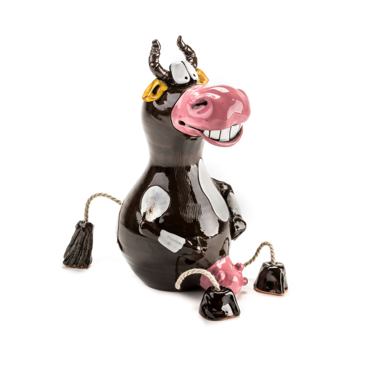 Sodo kištukas Karvė su kabančiomis kojomis | Keramikdeko